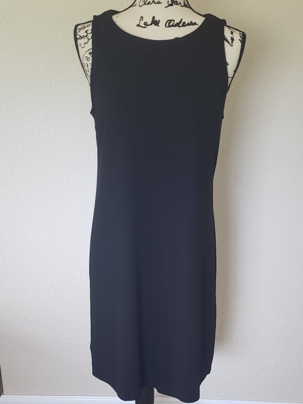 TOMMY BAHAMA DRESS